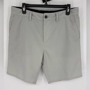 ANDERSONORD Performance Apparel Men's Flat Front Performance Shorts — Light Gray